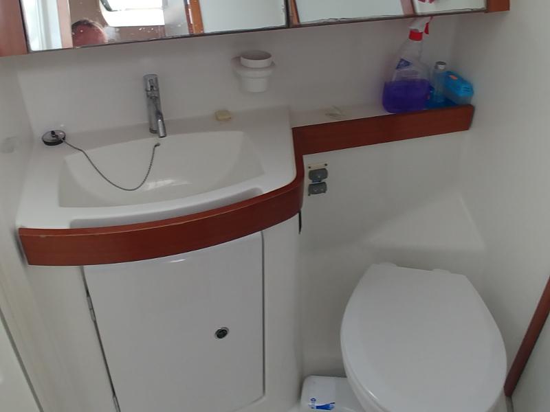 Book yachts online - sailboat - Oceanis 40 - Sapphire - rent