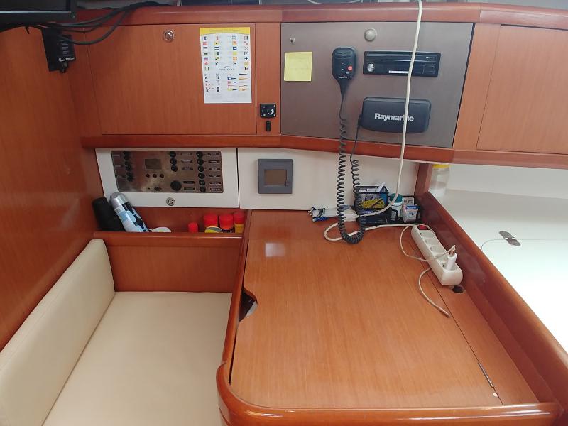 Book yachts online - sailboat - Oceanis 40 - Sapphire - rent