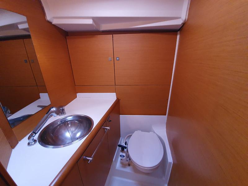 Book yachts online - sailboat - Jeanneau Sun Odyssey 409 - Malee - rent