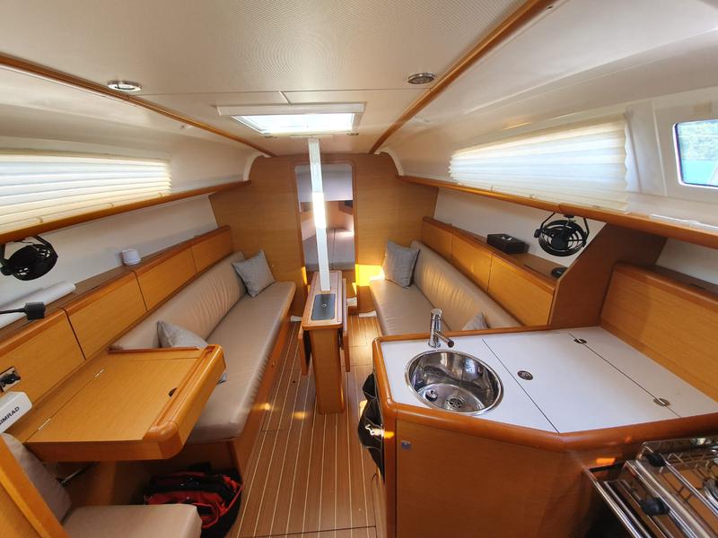 Book yachts online - sailboat - Sun Odyssey 33i - Aqua - rent