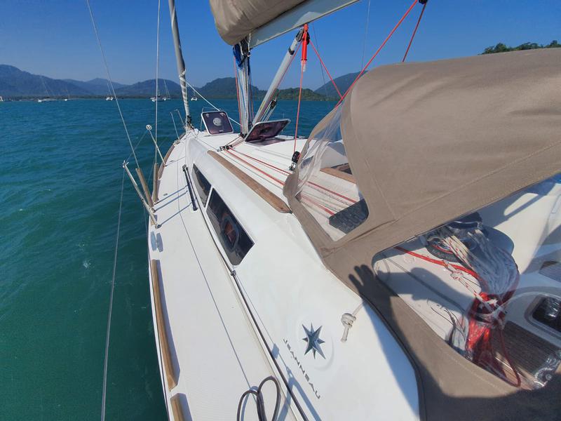 Book yachts online - sailboat - Sun Odyssey 33i - Aqua - rent