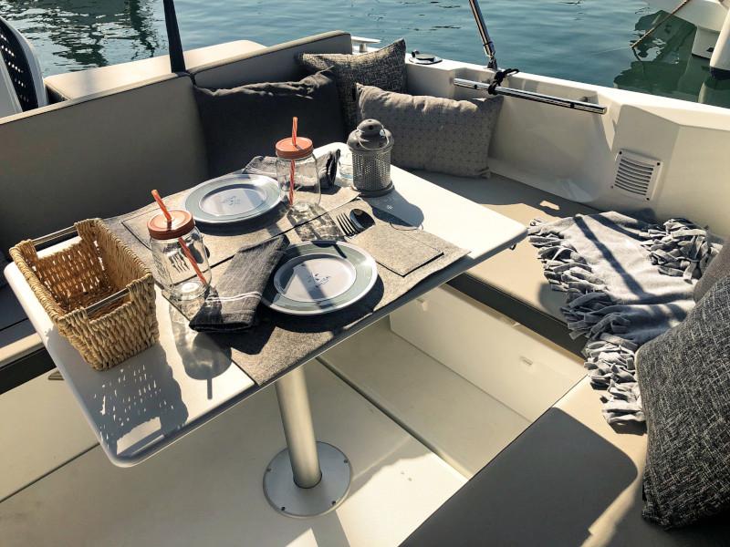 Book yachts online - motorboat - Merry Fisher 795 - Vito - rent