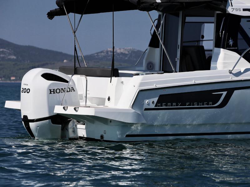 Book yachts online - motorboat - Merry Fisher 795 - Vito - rent