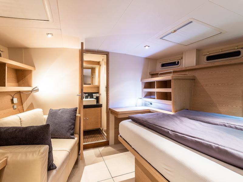 Book yachts online - sailboat - Hanse 630 - Flow - rent