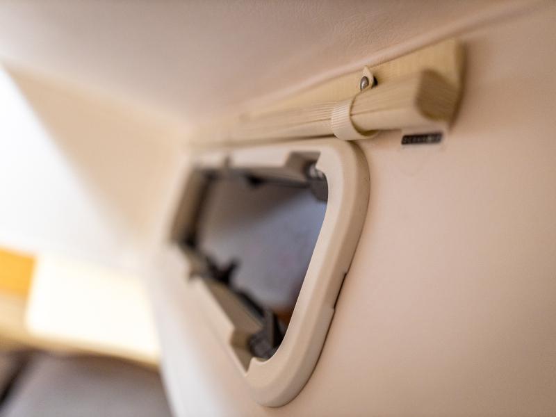 Book yachts online - sailboat - Hanse 630 - Zara - rent