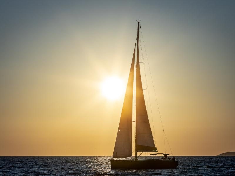 Book yachts online - sailboat - Hanse 630 - Zara - rent