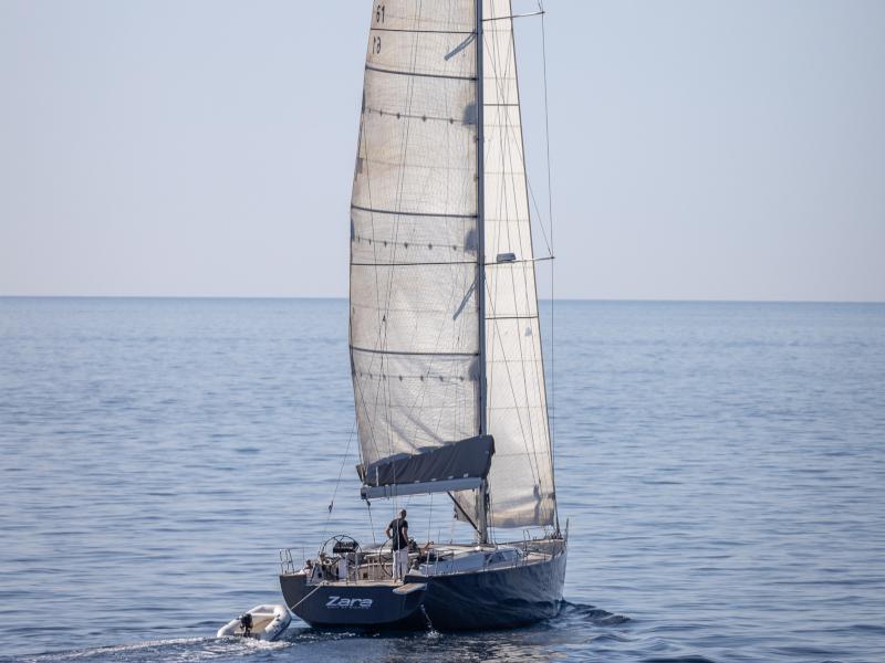 Book yachts online - sailboat - Hanse 630 - Zara - rent