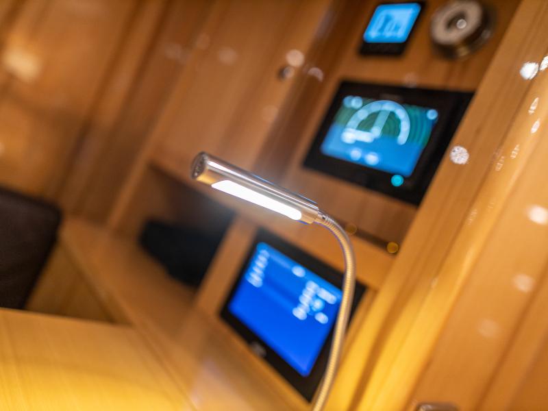 Book yachts online - sailboat - Hanse 630 - Zara - rent