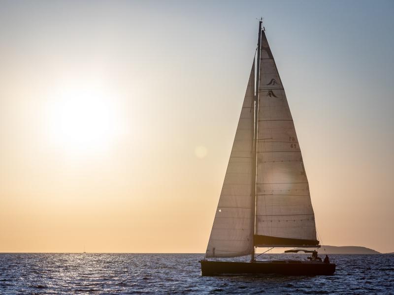 Book yachts online - sailboat - Hanse 630 - Zara - rent