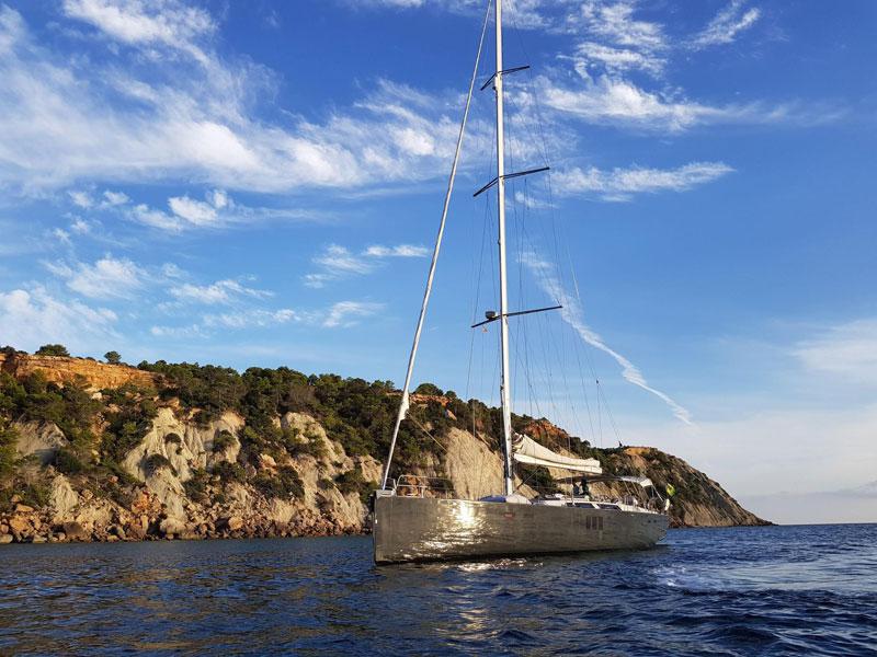 Book yachts online - sailboat - Hanse 630 - Zara - rent