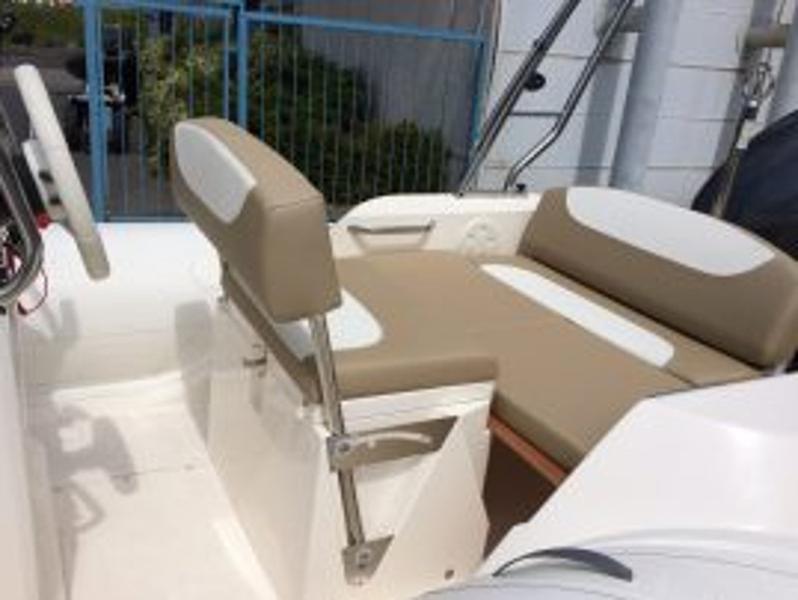 Book yachts online - motorboat - Tempest 600 - Menorcamar VI - rent