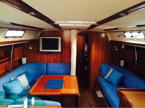 Book yachts online - sailboat - Dufour 44 - Sofia - rent
