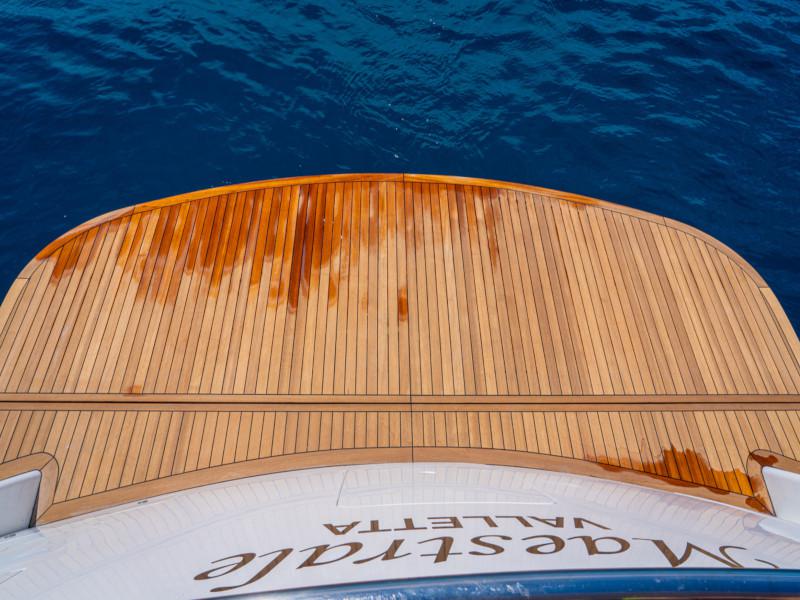 Book yachts online - motorboat - Cantieri di Pisa Akhir 85 - Maestrale - rent