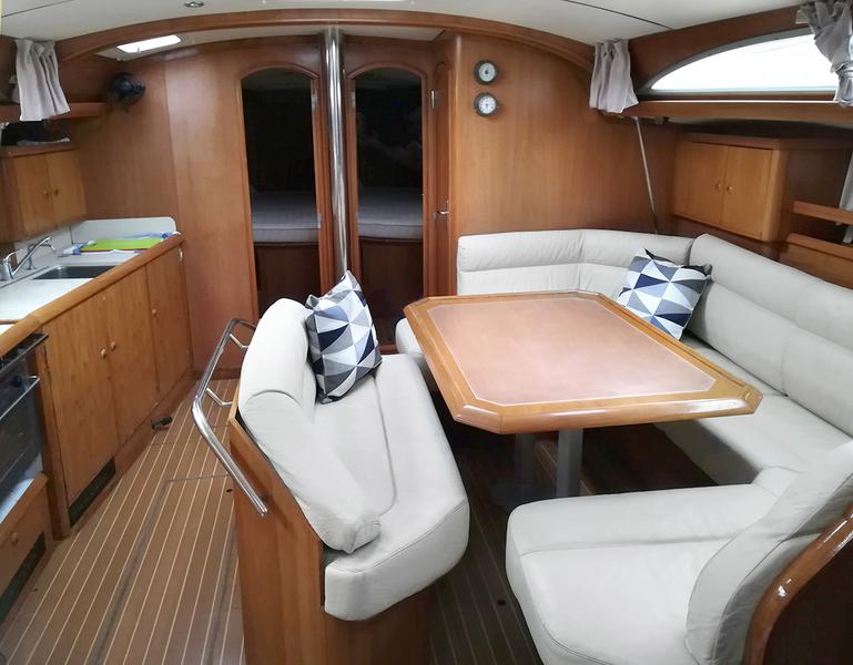 Book yachts online - sailboat - Sun Odyssey 45.2 - Panagiota - rent