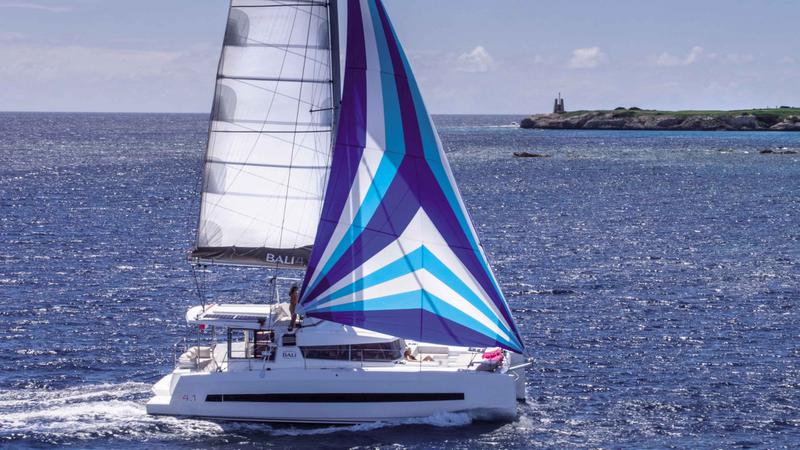 Book yachts online - catamaran - Bali 4.1 - Iris - rent