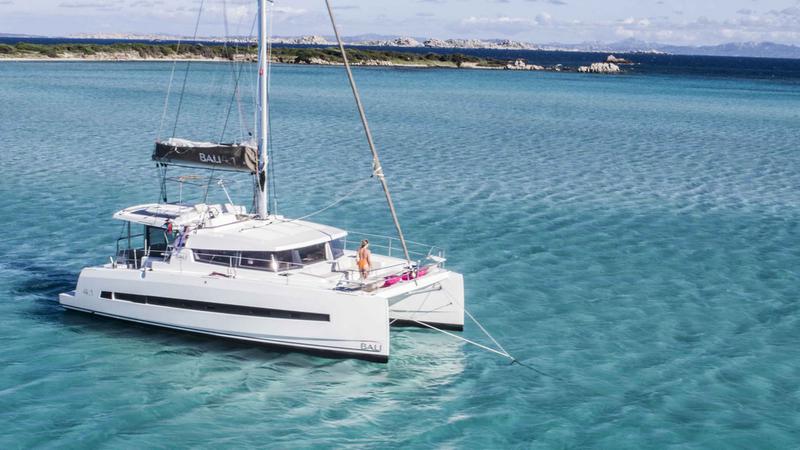 Book yachts online - catamaran - Bali 4.1 - Iris - rent