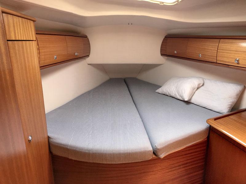 Book yachts online - sailboat - Bavaria 44 - Danai - rent