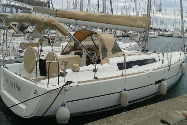 Book yachts online - sailboat - Dufour 350 Grand Large - Oby One - rent