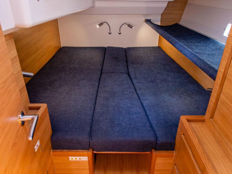 Book yachts online - sailboat - X4-6 model 2019 - Elena - rent