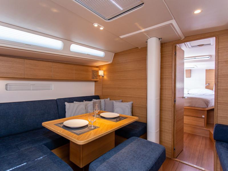 Book yachts online - sailboat - X4-6 model 2019 - Elena - rent
