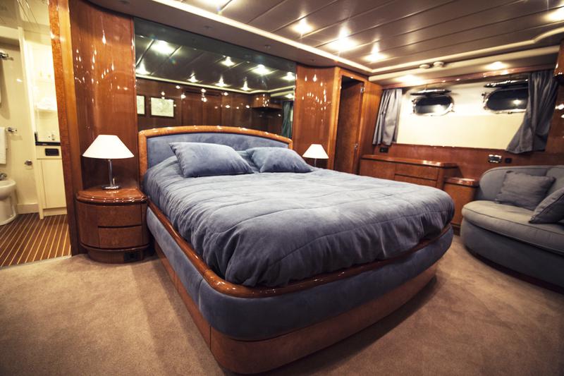 Book yachts online - motorboat - Falcon 100ft - Monte Carlo - rent