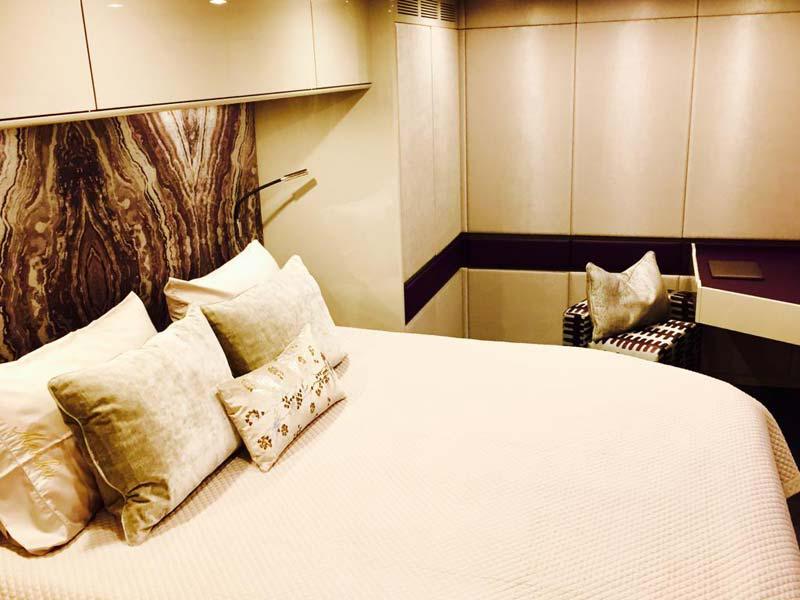 Book yachts online - catamaran - Sunreef 74 - MerSea - rent