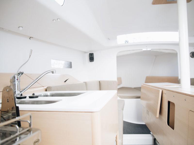 Book yachts online - sailboat - Pogo 30 - Spica - rent