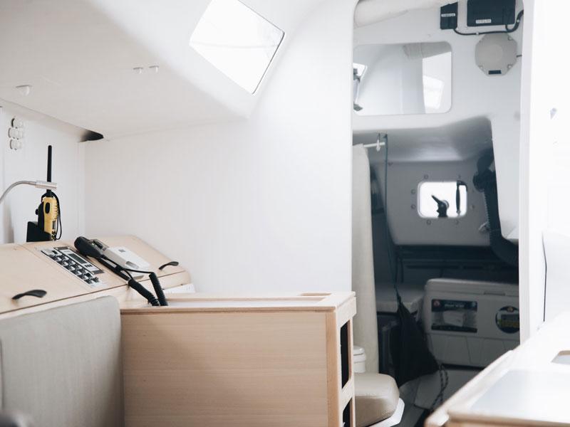 Book yachts online - sailboat - Pogo 30 - Acrux - rent