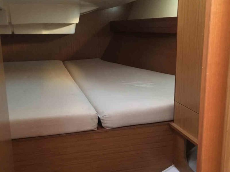 Book yachts online - sailboat - Sun Odyssey 39i - Sofia - rent