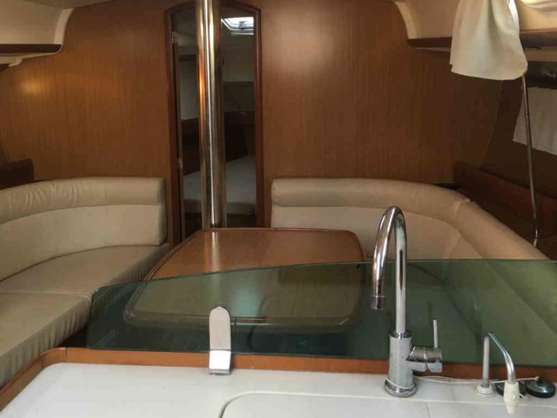 Book yachts online - sailboat - Sun Odyssey 39i - Sofia - rent