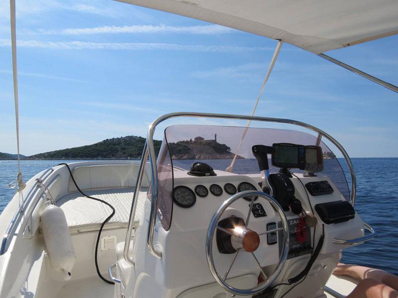 Book yachts online - motorboat - Zar 61 - no name - rent