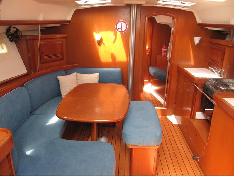 Book yachts online - sailboat - Oceanis 393 Clipper - Mare - rent