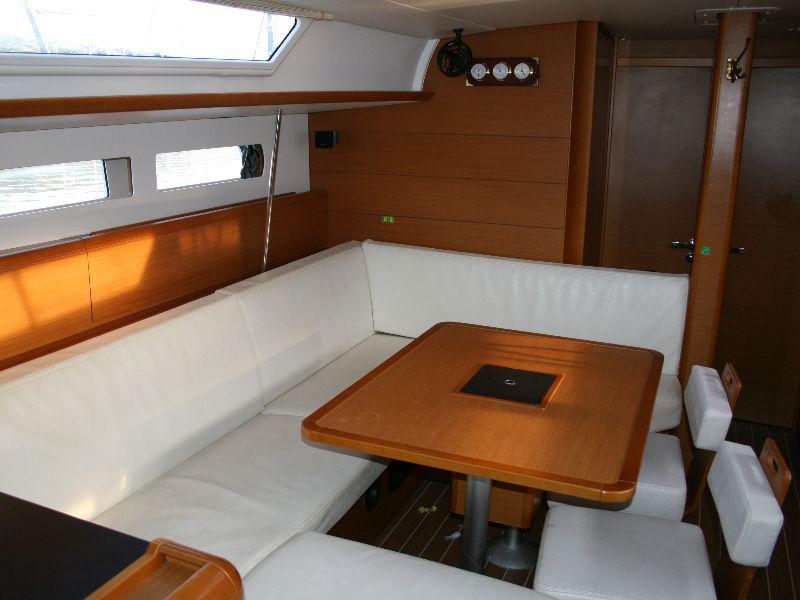 Book yachts online - sailboat - Sun Odyssey 469 - Nomia - rent