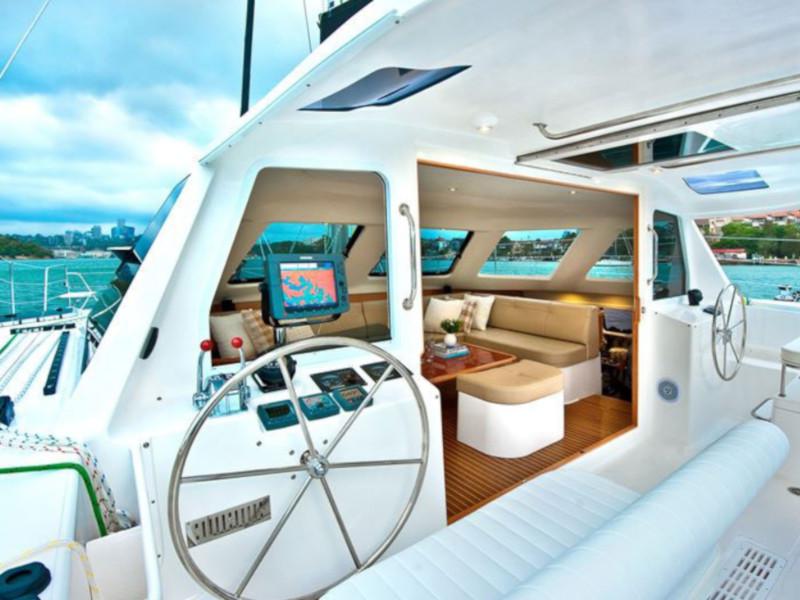 Book yachts online - catamaran - Seawind 1260 - Sonder - rent