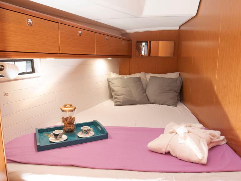 Book yachts online - sailboat - Bavaria Cruiser 46 - Titan - rent