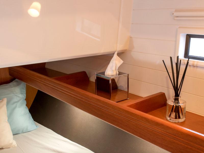 Book yachts online - sailboat - Bavaria Cruiser 46 - Titan - rent