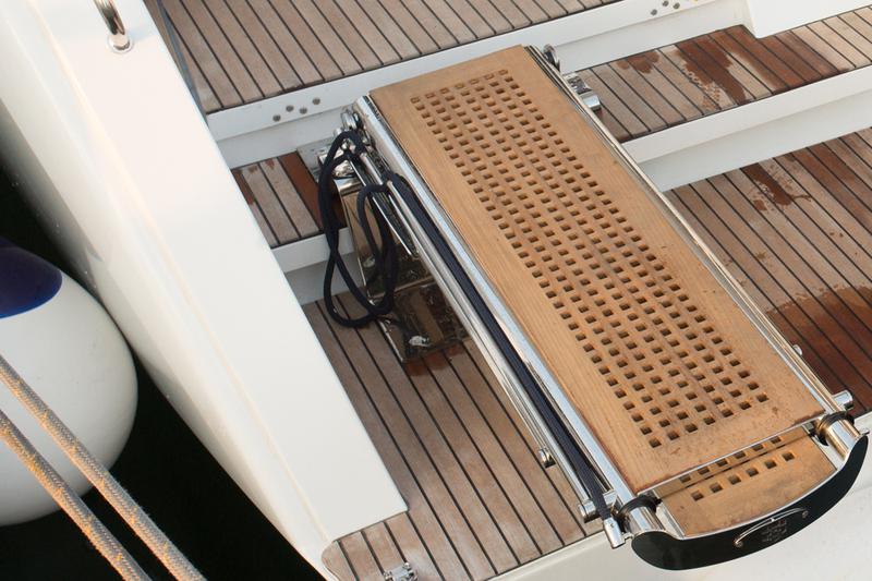 Book yachts online - catamaran - Lagoon 42 - Hydra X - rent