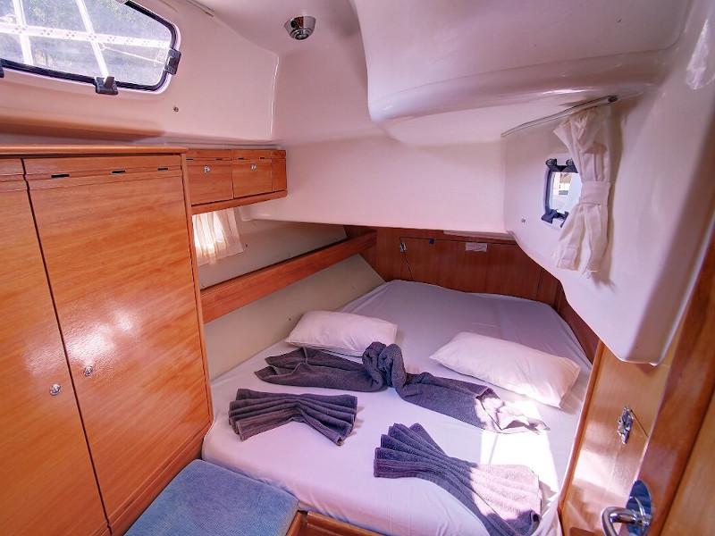 Book yachts online - sailboat - Bavaria Cruiser 46 - Tao - rent