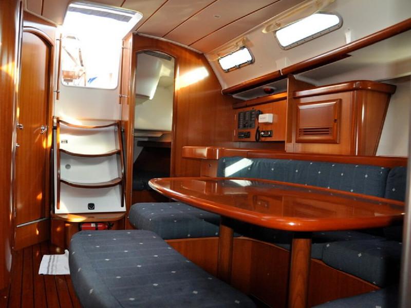 Book yachts online - sailboat - Oceanis 393 Clipper - Chiruca - rent