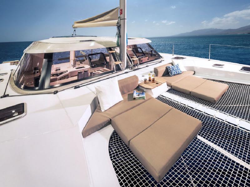 Book yachts online - catamaran - Nautitech 40.1 - Júlia - rent