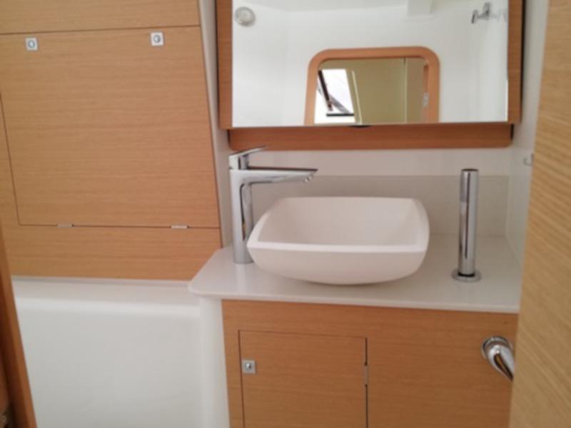 Book yachts online - sailboat - Dufour 460 Grand Large - Elizabeth - rent