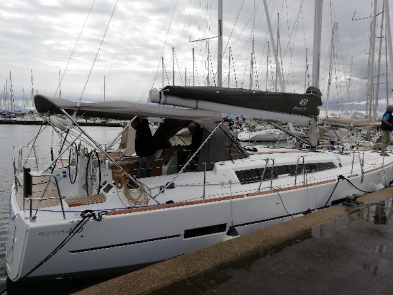 Book yachts online - sailboat - Dufour 460 Grand Large - Elizabeth - rent