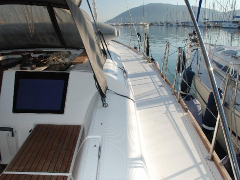 Book yachts online - sailboat - Dufour 460 Grand Large - Esmeralda - rent