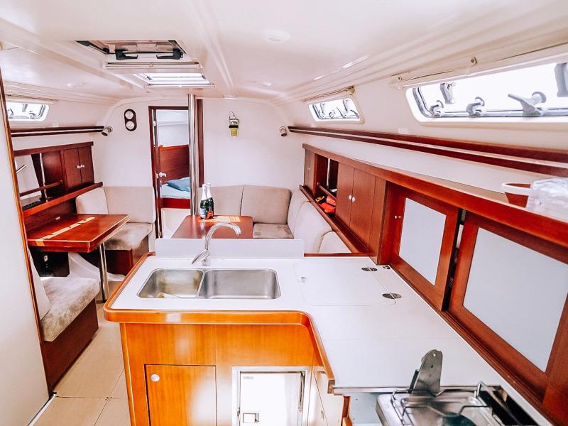 Book yachts online - sailboat - Hanse 375 - Laska - rent