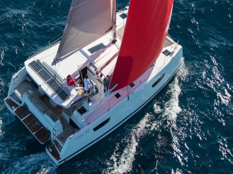 Book yachts online - catamaran - Fountaine Pajot Astréa 42 - Orestes- A/C &amp; Watermaker &amp; Generator- 4+2 Cabins/4 Heads - rent