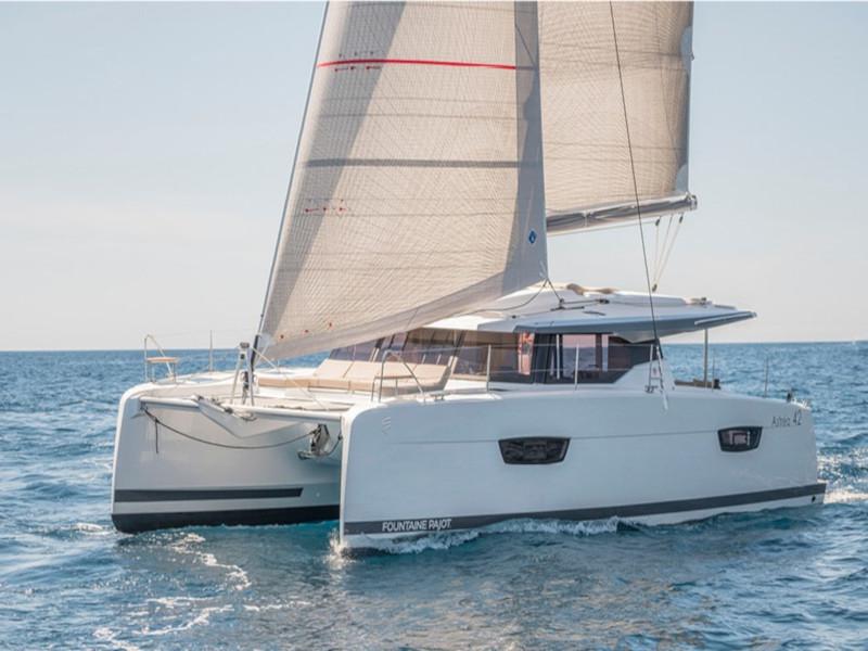 Book yachts online - catamaran - Fountaine Pajot Astréa 42 - Orestes- A/C &amp; Watermaker &amp; Generator- 4+2 Cabins/4 Heads - rent