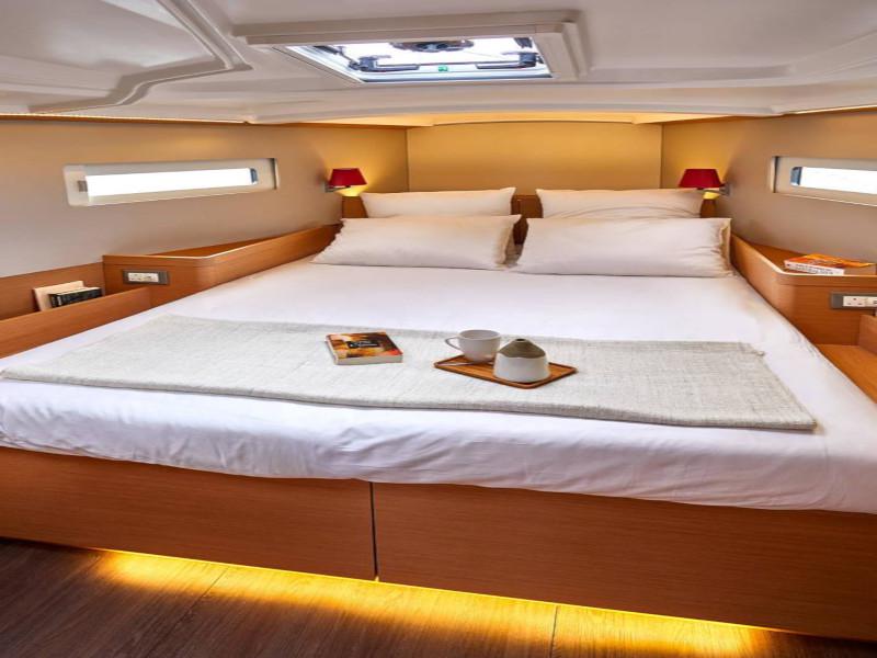 Book yachts online - sailboat - Sun Odyssey 410 - Sammy - rent
