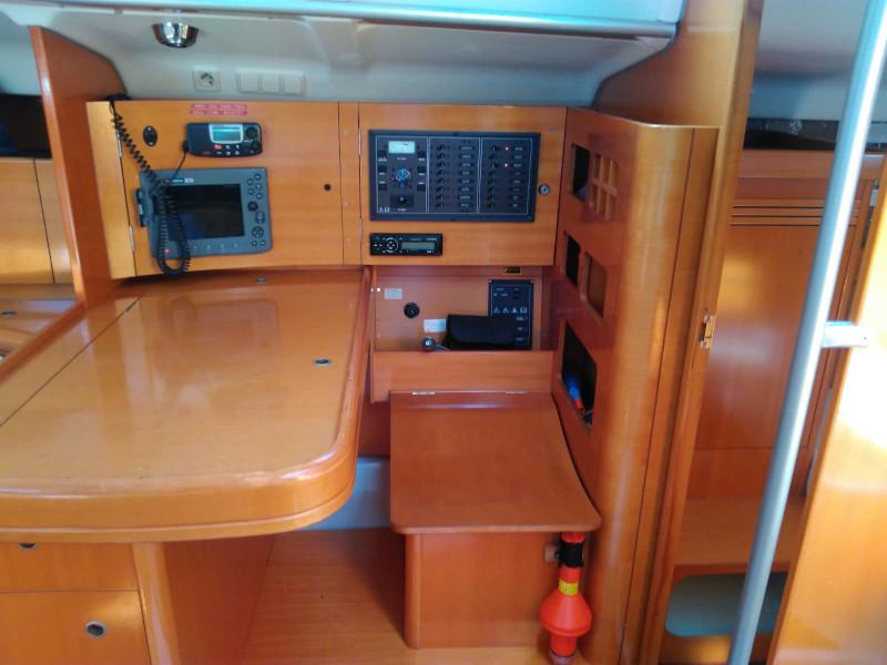 Book yachts online - sailboat - Elan 434 - Salima - rent