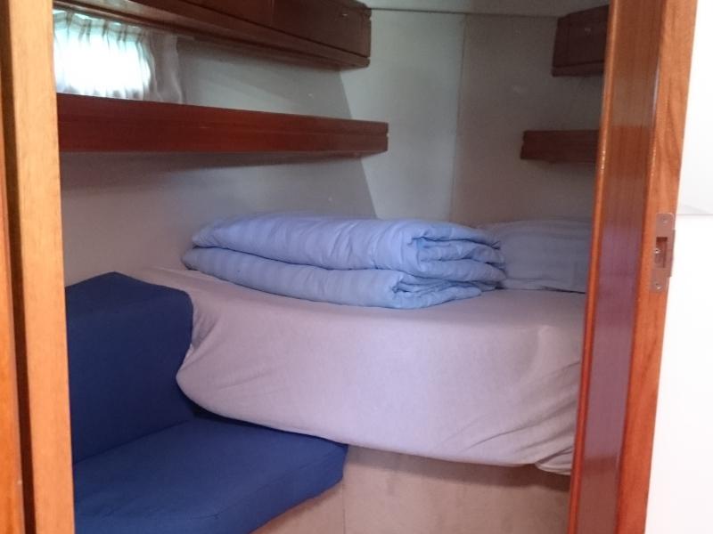 Book yachts online - sailboat - Bavaria 39 Cruiser - Larolau - rent