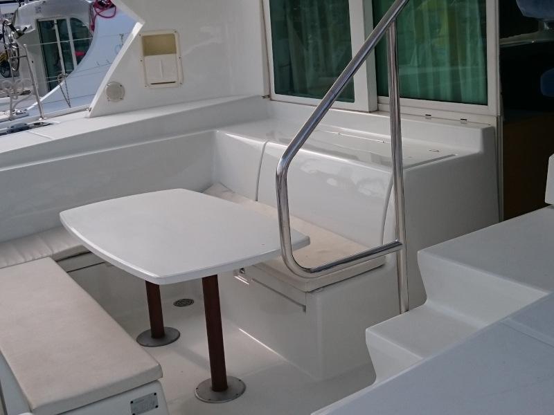 Book yachts online - catamaran - Lagoon 420 - JaJa 4 - rent